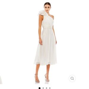 ROSETTE ONE SHOULDER
TEA LENGTH DRESS